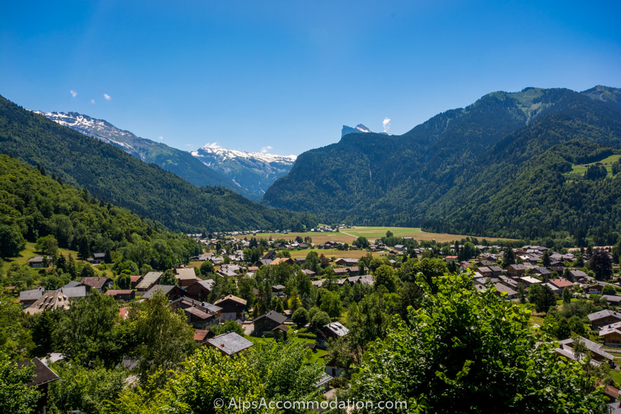 Chalet Falconnières Samoëns - Wonderful panoramic views over Samoens village to snow capped peaks