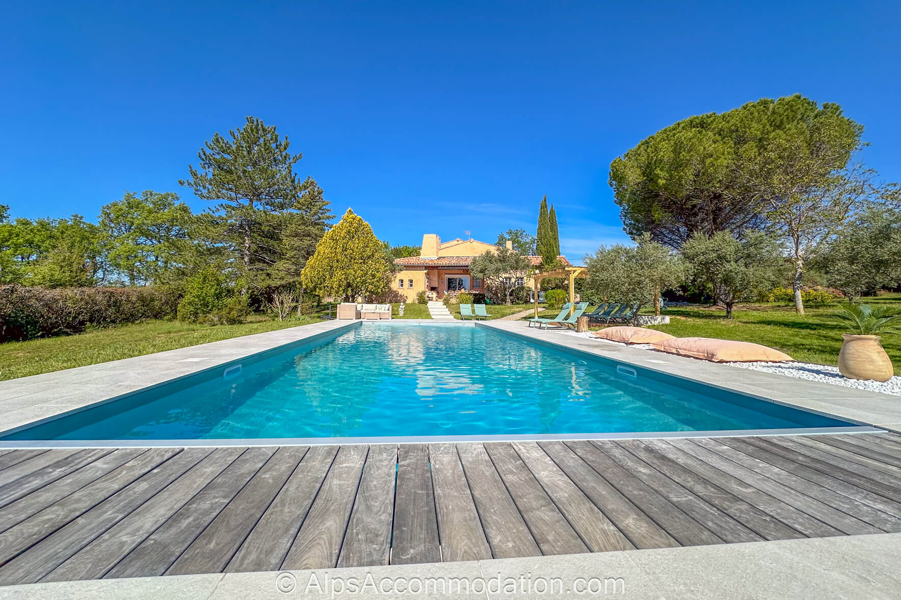 Le Mas Aups - A wonderful heated 15m x 5m private swimming pool