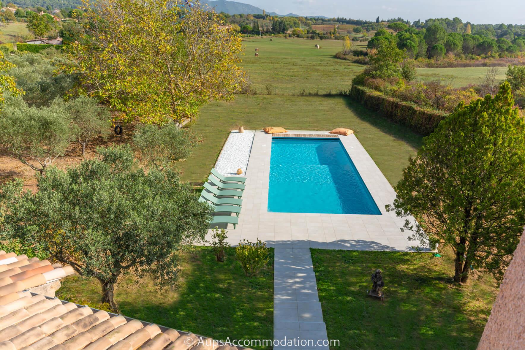 Le Mas Aups - Located in 5000m2 of grounds including olive trees, fruit trees and plenty of privacy
