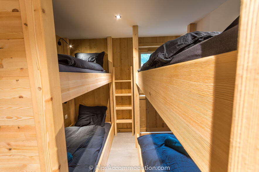 Chalet Sarbelo Samoëns - Quad bedroom featuring 2 sets of full size bunk beds