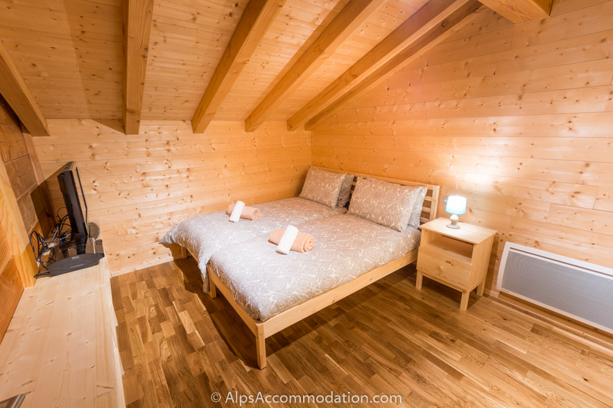 Chalet Maya Samoëns - Mezzanine style twin bedroom which can also be used as a snug