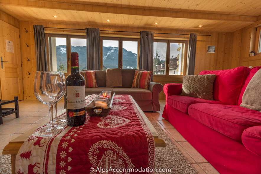 Apartment Bois de Lune 2 Samoëns - Curl up in the sofa with a glass of wine and a good film