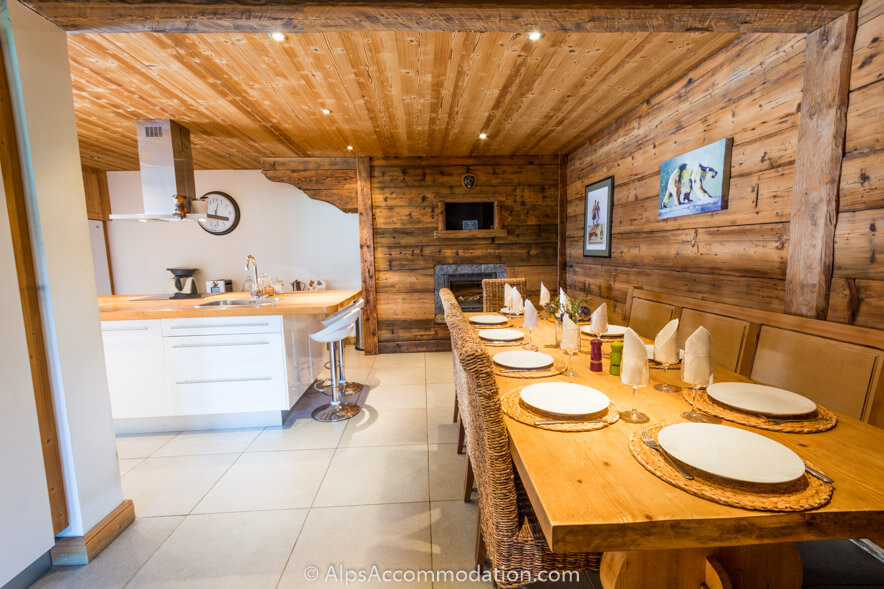 Chalet Skean-Dhu Samoëns - Delightful open plan kitchen and dining area