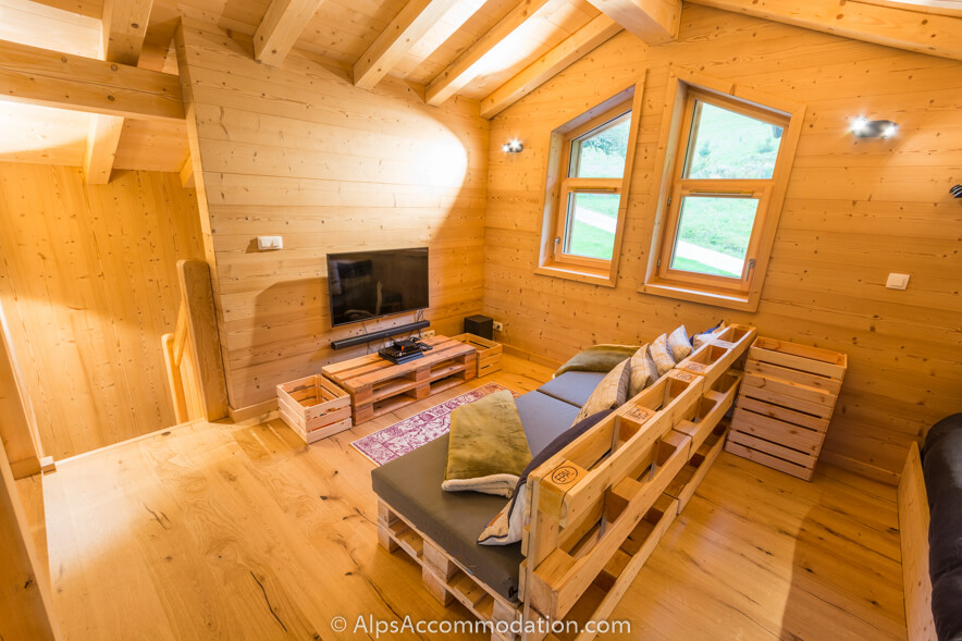 Chalet Sarbelo Samoëns - The second living area or fourth bedroom offers excellent flexibility