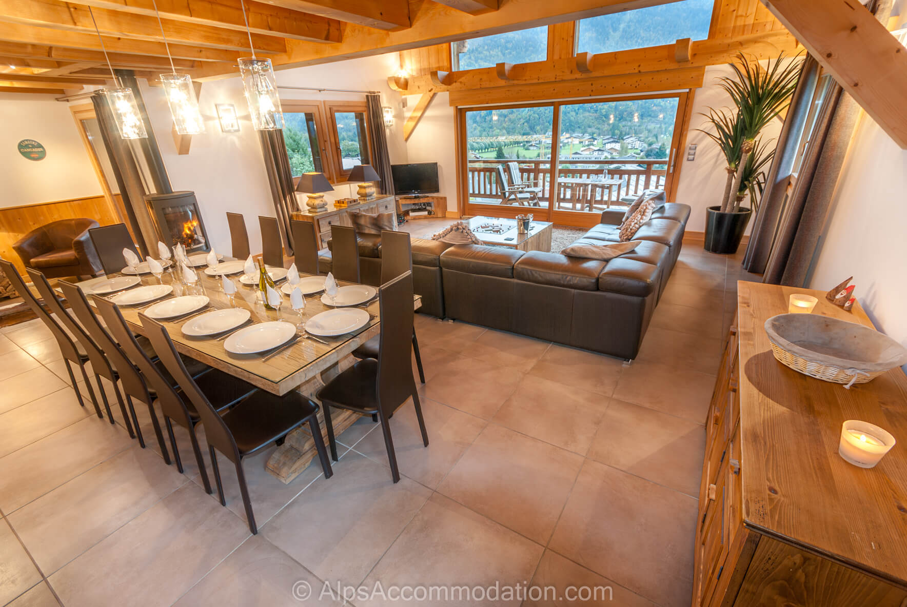 Chalet Foehn Samoëns - Beautiful dining table seats 13 comfortably