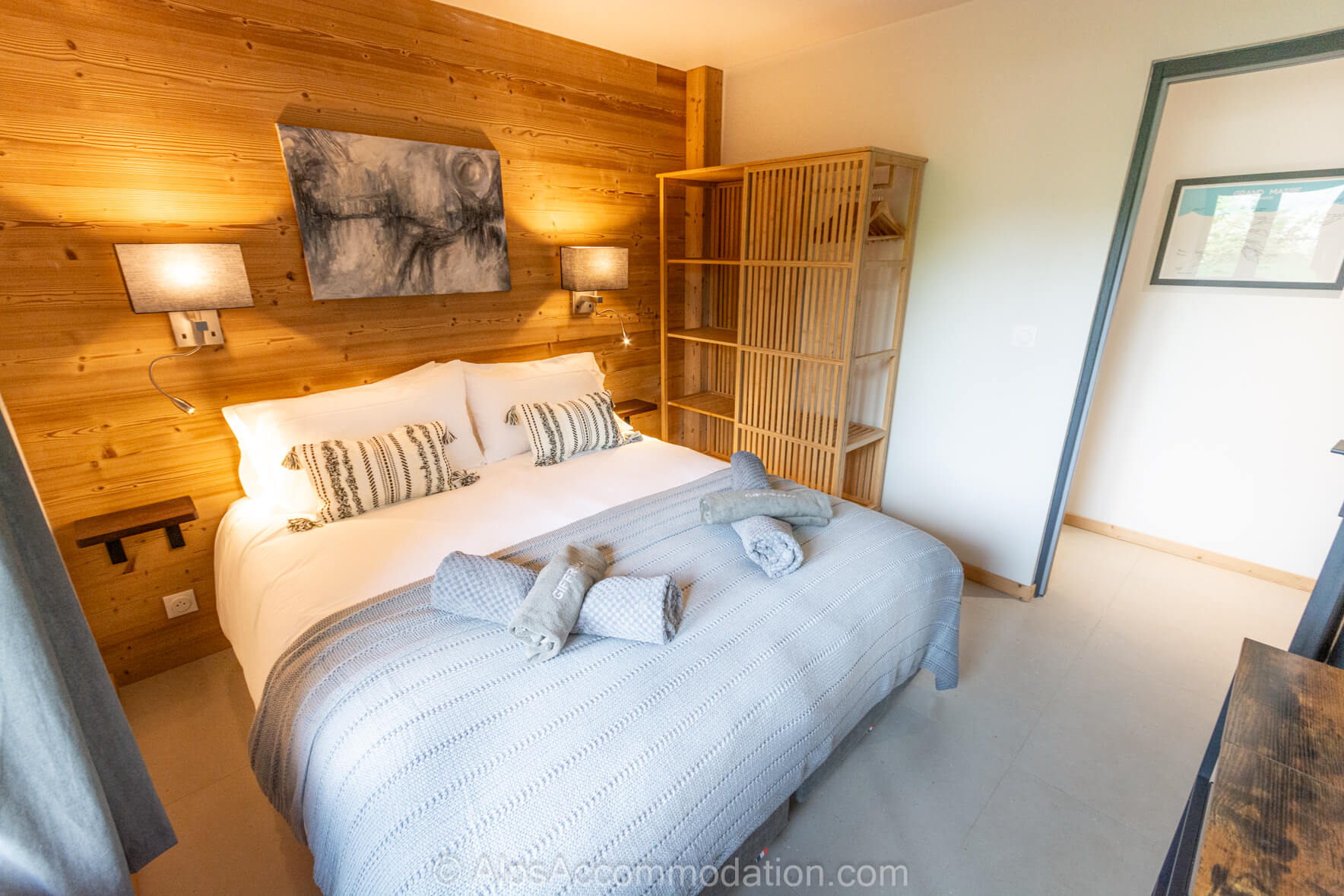 Apartment Gifframa Samoëns - Beautiful bedroom available in queen or twin configuration