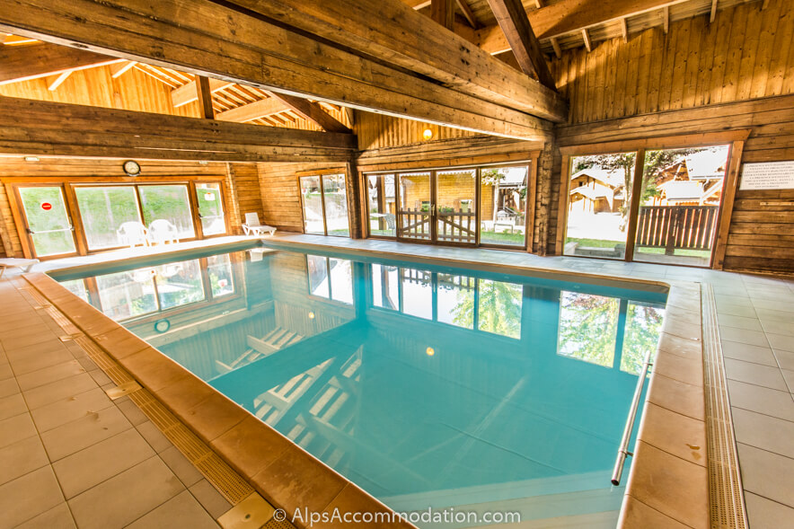 Chalet Booboo Morillon - A heated indoor swimming pool available year round