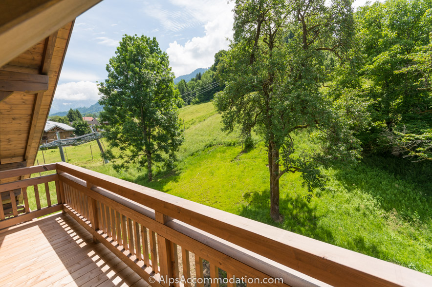 Apartment CH8 Morillon - Enjoy great views over alpine pastures towards Samoens 1600 and distant snowy peaks
