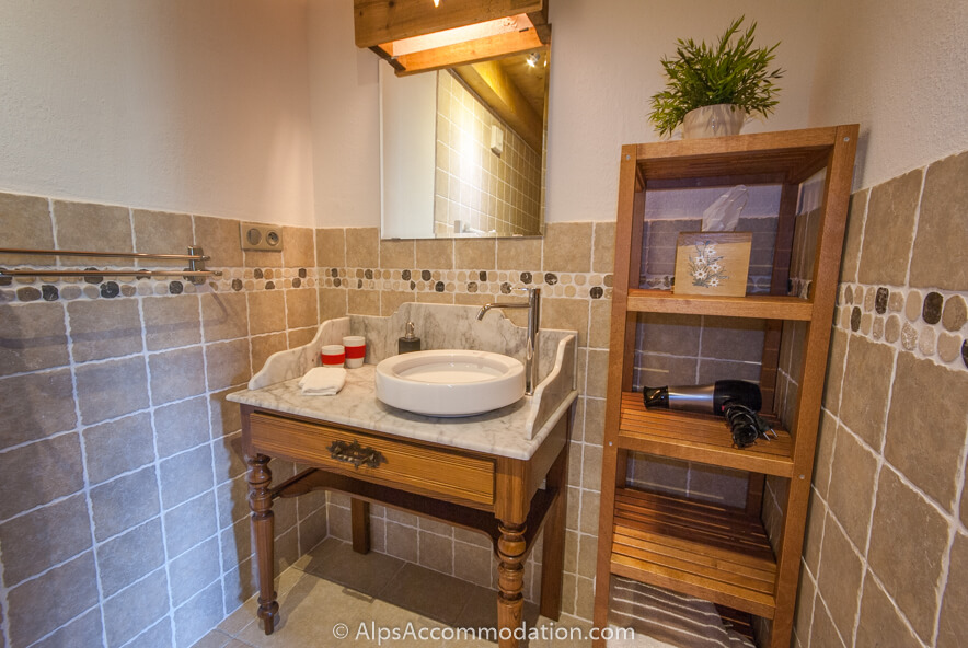 La Grange-Ferme Samoëns - Ensuite bathroom