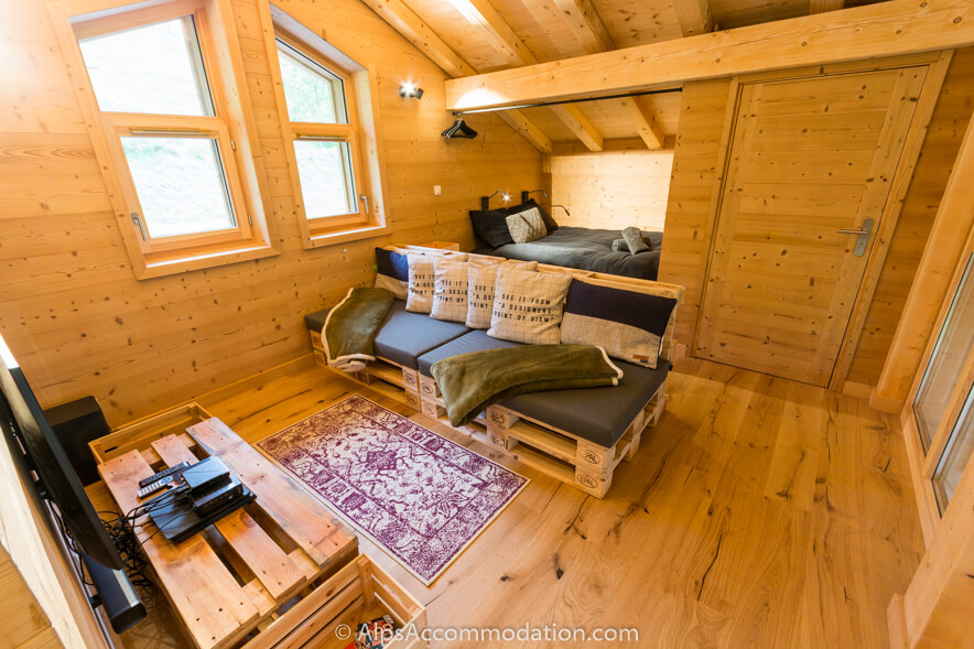 Chalet Sarbelo Samoëns - The second living area with TV and PS4 can also be enjoyed as a fourth bedroom