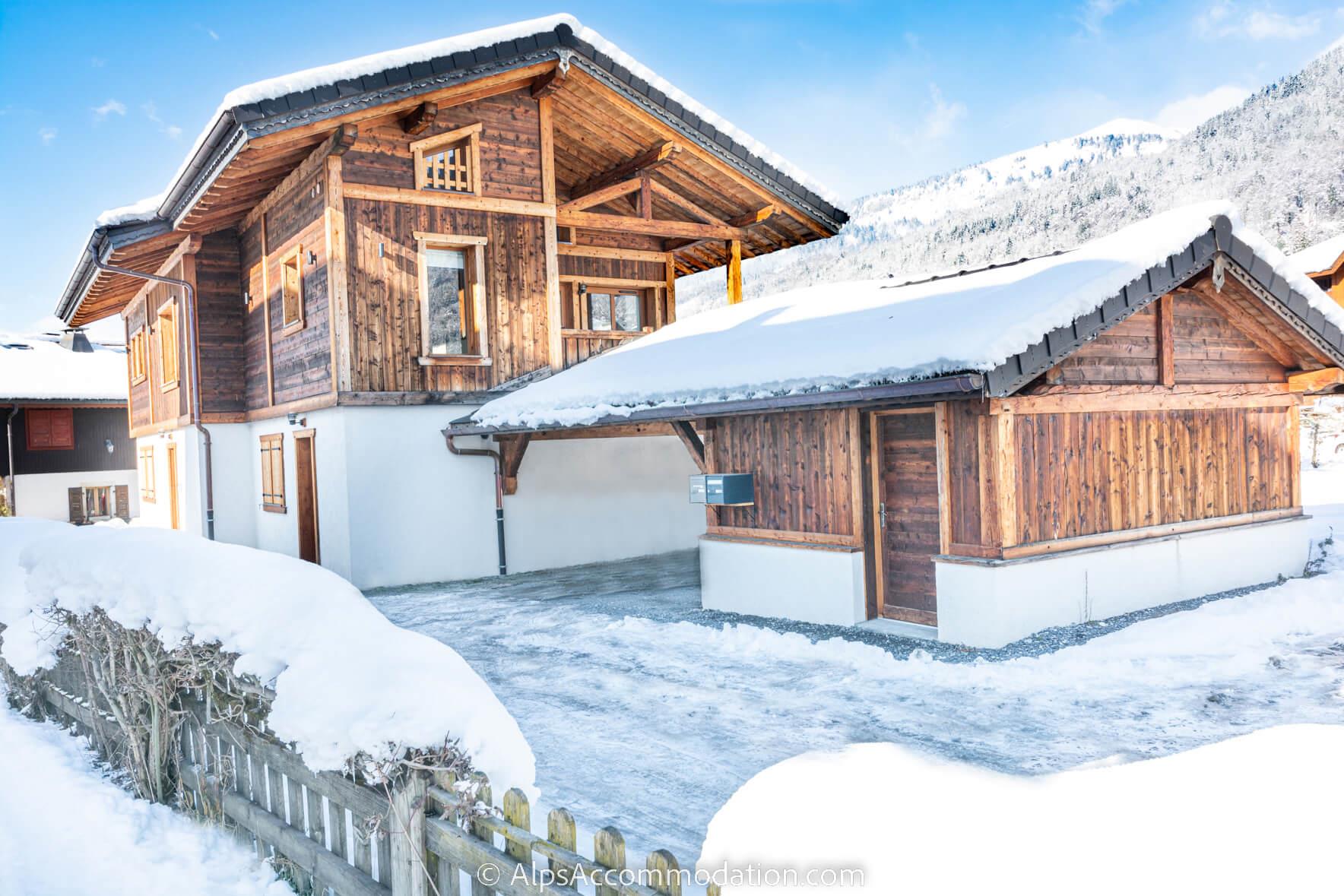 Chalet Lily Samoëns - A fantastic central location close to the ski lift
