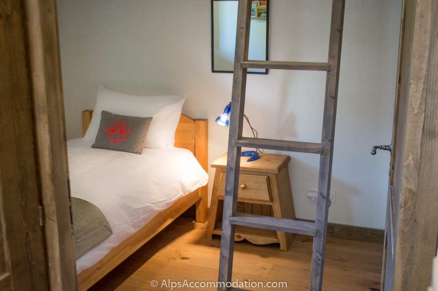 Apartment Les Niveoles B9 Morillon - Twin bedroom provides a great den for kids and adults alike