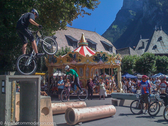 Trial%20bikes%20in%20Samoens