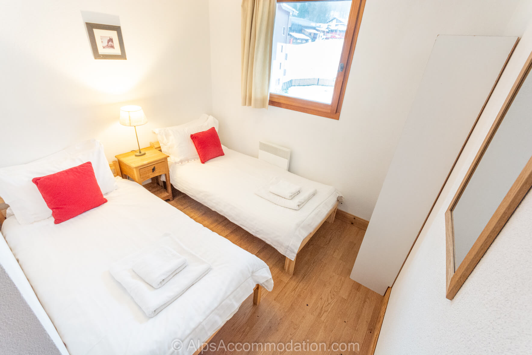 B11 Jardin Alpin Morillon 1100 - Twin bedroom, or double configuration available on request