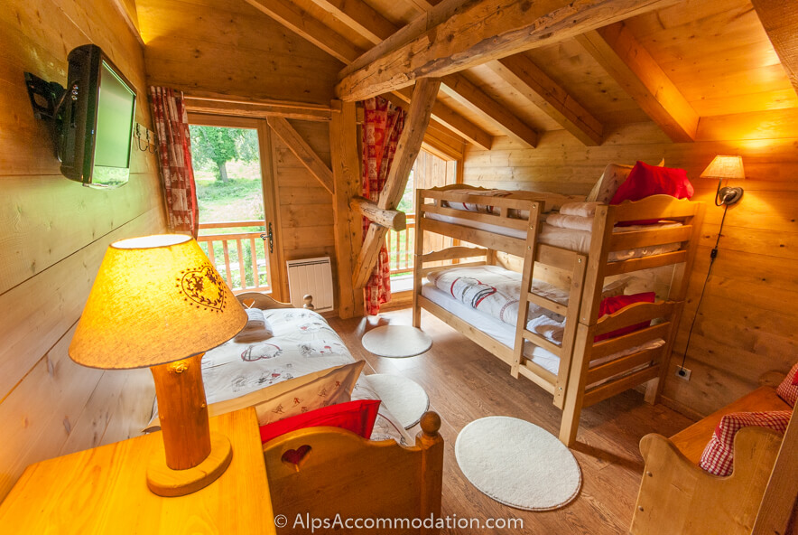 La Grange Samoëns - Triple bedroom with balcony