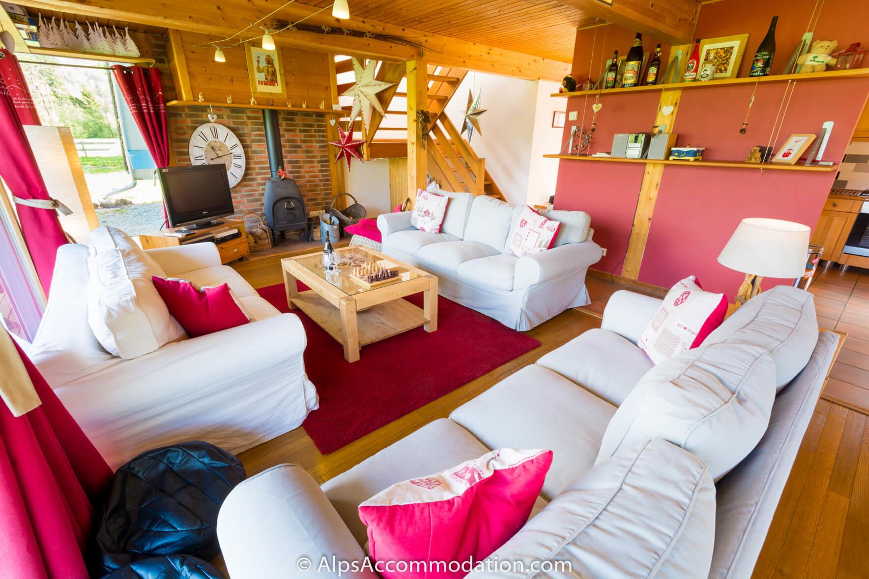 Chalet Bleu Morillon - Cosy nights in front of the log burner are a must