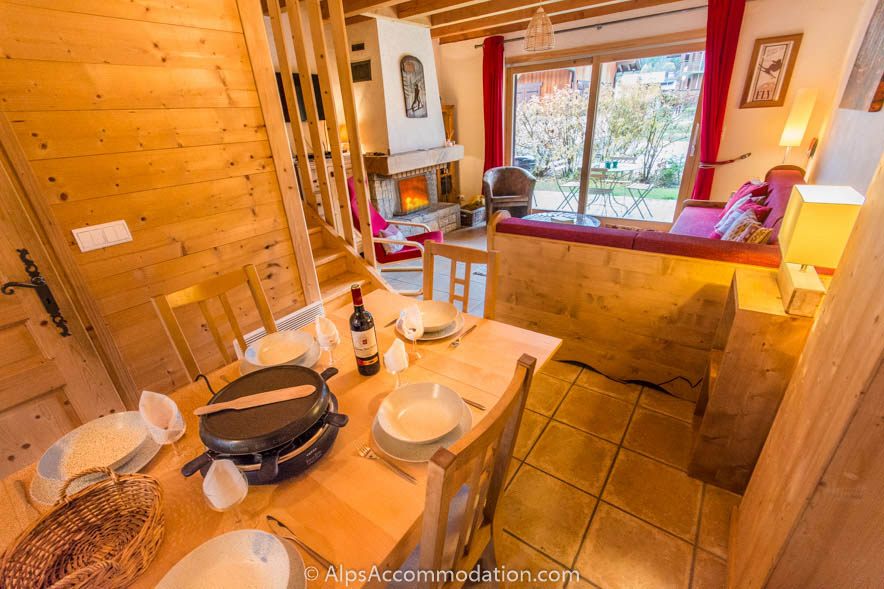 Chalet Lys Martagon Samoëns - Extendable dining table which can seat up to 9 people