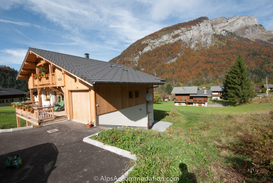 Apartment La Tibolire Sixt-Fer-à-Cheval - Private parking, garden and, of course, that view!!