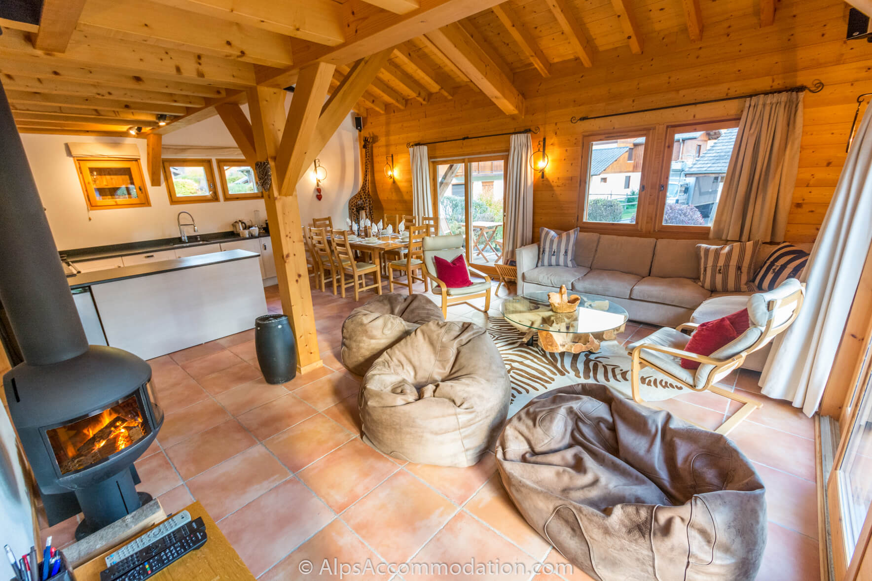 Chalet La Boissière Samoëns - Relax in front of the warming log fire