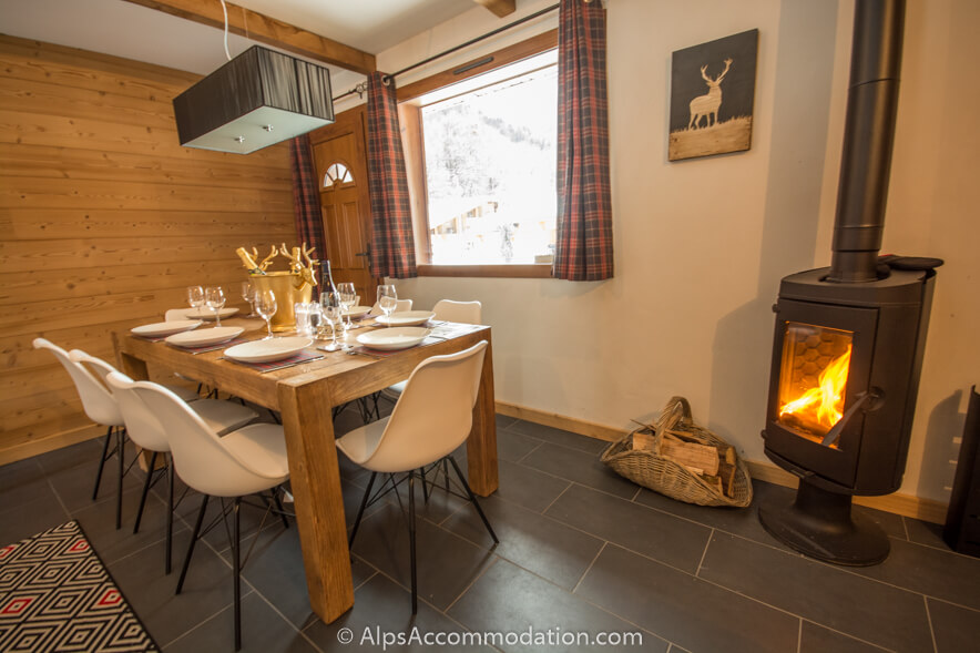  Chalet Balthazar Samoëns - Enjoy cosy nights in by the log fire