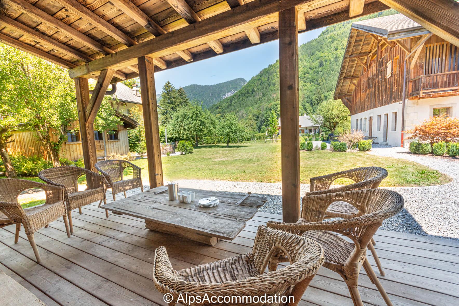 Ferme St Christophe Samoëns - The mazot offers a shady terrace overlooking the gardens perfect for hot summer days