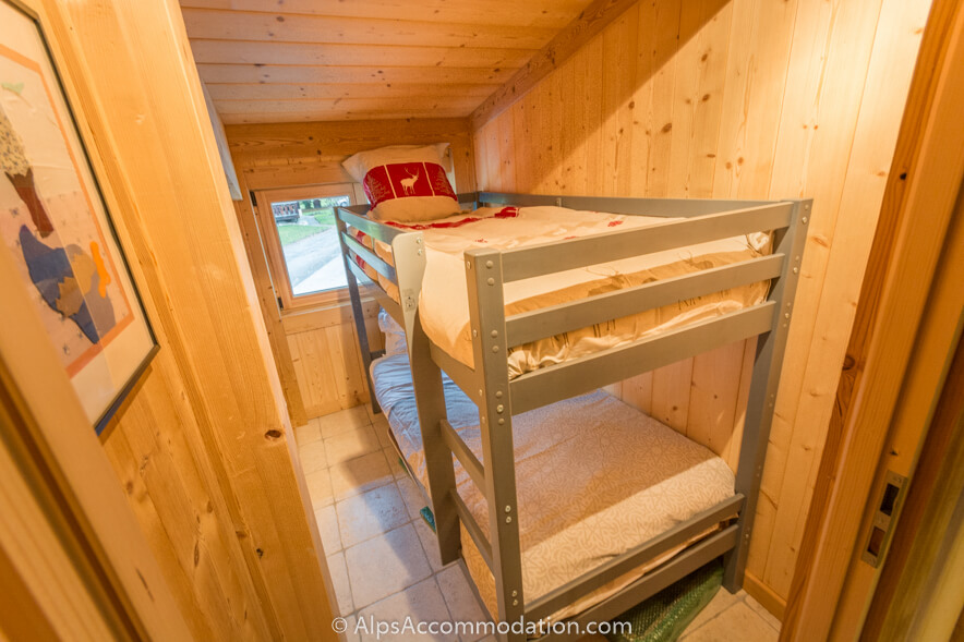 Apartment Bois de Lune 3 Samoëns - The cabin bedroom with full size bunk beds