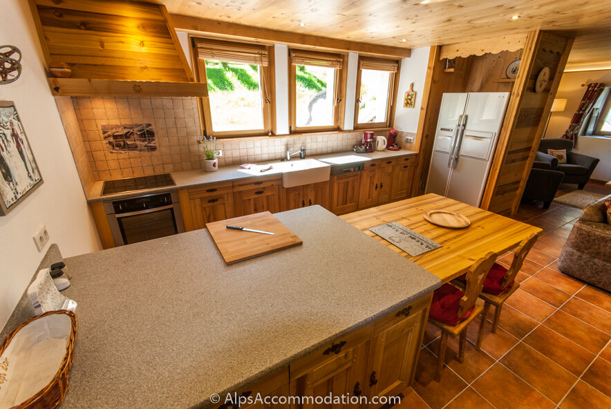 La Ferme Samoëns - Large and fully equipped kitchen