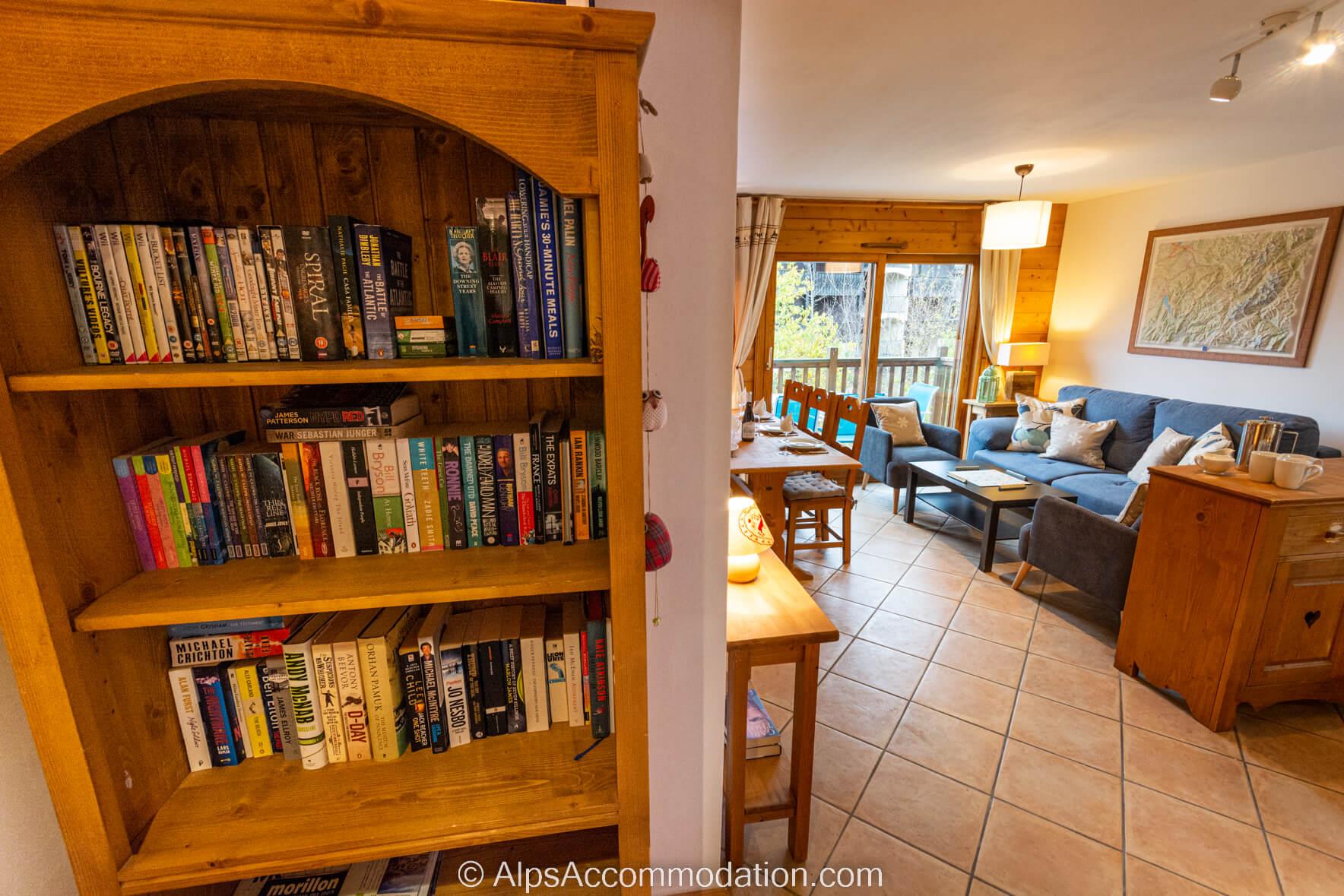 Ecrins Etoiles C15 Samoëns - Well equipped with books, DVDs and board games