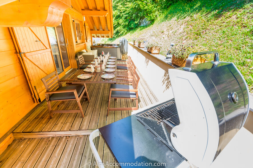 Chalet 75 Samoëns - Relax on the luxurious rear terrace with hot tub