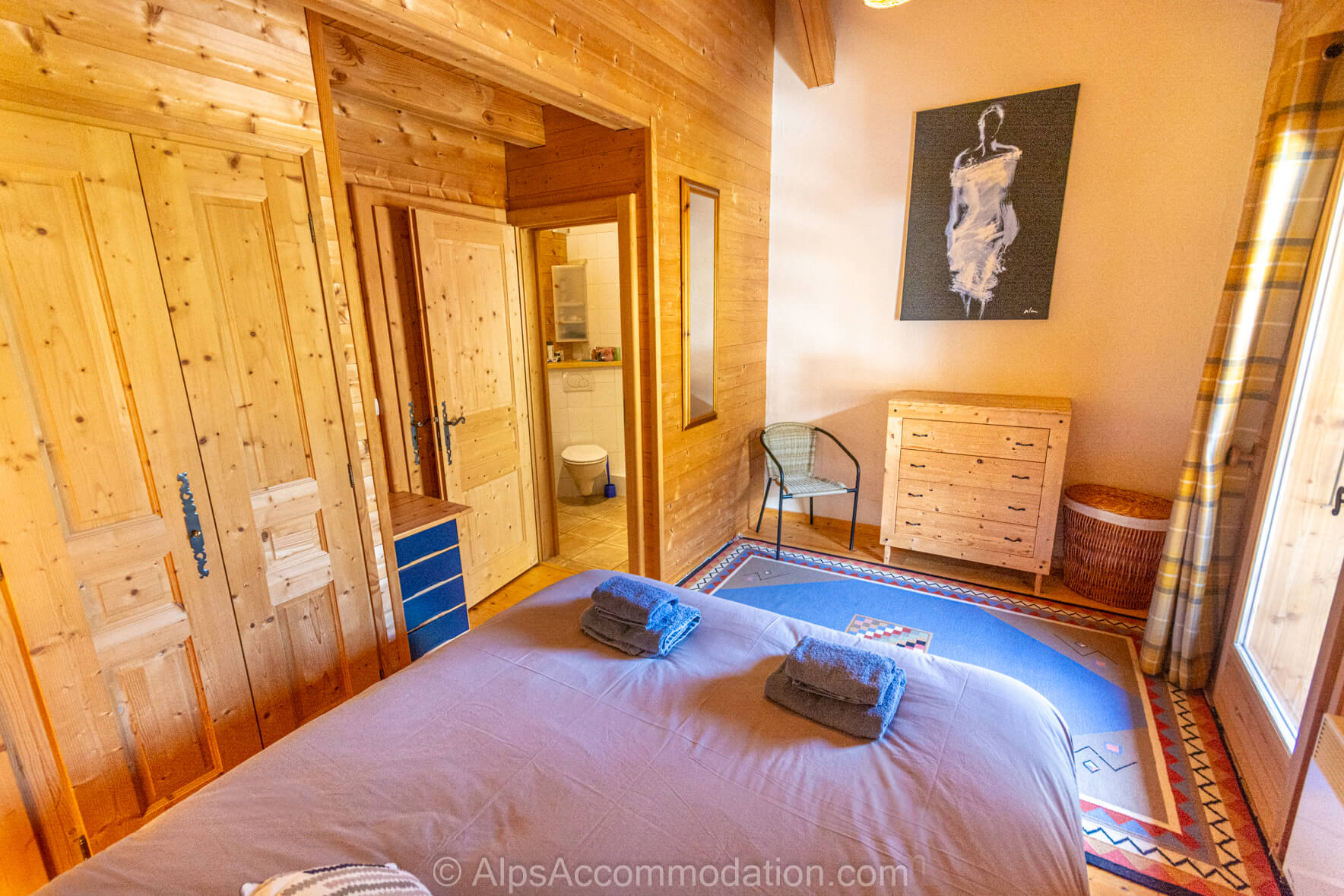 Chalet Lys Martagon Samoëns - Ensuite bedroom with private balcony